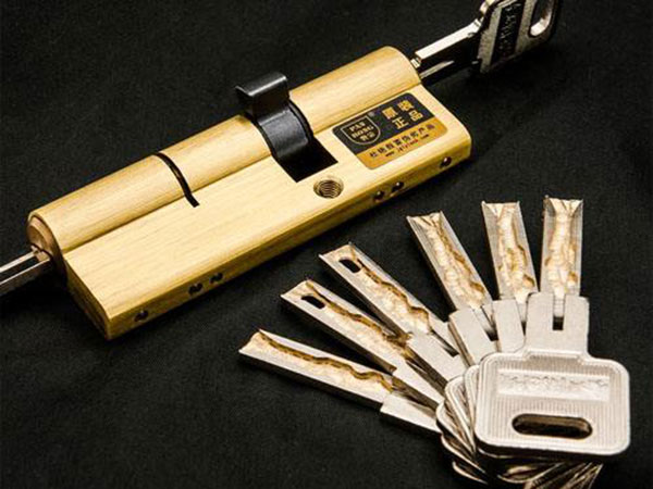 龙文24小时上门开锁公司